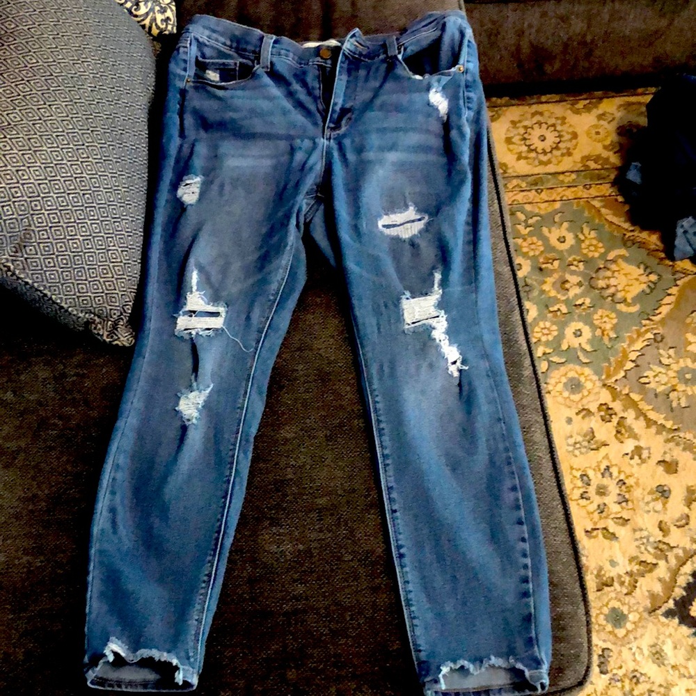 Mudd mid rise, vintage skinny, size 17